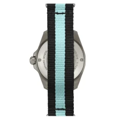 Certina ure Certina DS Action Diver 38mm Powermatic 80 C032.807.48.081.00 | Herreure Med Lænke | Herreure I Titanium