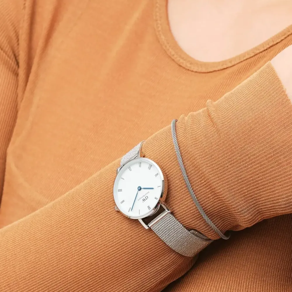 Daniel Wellington ure Daniel Wellington Petite Roman 28mm DW00100684 | Dame Dameure Med Lænke | Dameure I Stål