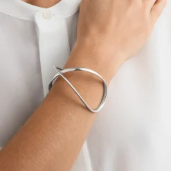 Georg Jensen Infinity armring 20000537 | Armbånd | Sølvsmykker