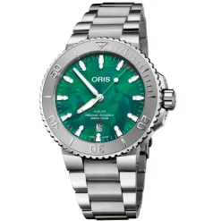 Oris ure Oris Aquis Date Bracenet 43,5mm 733 7730 4137MB | Herreure Med Lænke | Herreure I Stål