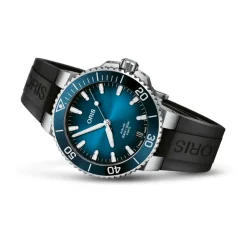 Oris ure Oris Aquis Date 41,5mm 400 7769 4135RS | Herreure Med Rem | Herreure I Stål