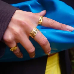 Jane Kønig smykker Jane Kønig Reflection Signet ring RSR01-G-AW2000| Ringe|Forgyldte Sølvsmykker