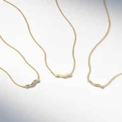 Sif Jakobs Jewellery Sif Jakobs Ellera Waves halskæde SJ-N3859-XCZ-YG| Forgyldte Sølvsmykker|Halskæder
