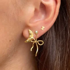 STINE A Jewelry Dangling Flow Bow ørering 1362-02| Forgyldte Sølvsmykker|Øreringe